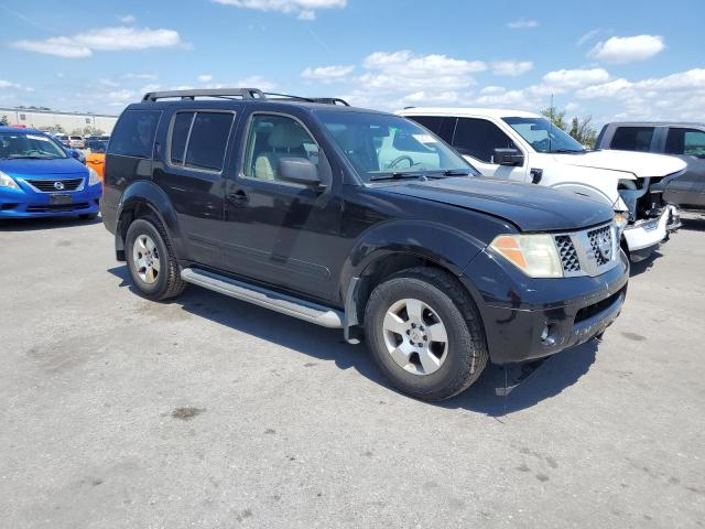5N1AR18UX6C658502 - 2006 NISSAN PATHFINDER LE 黑色 照片 4