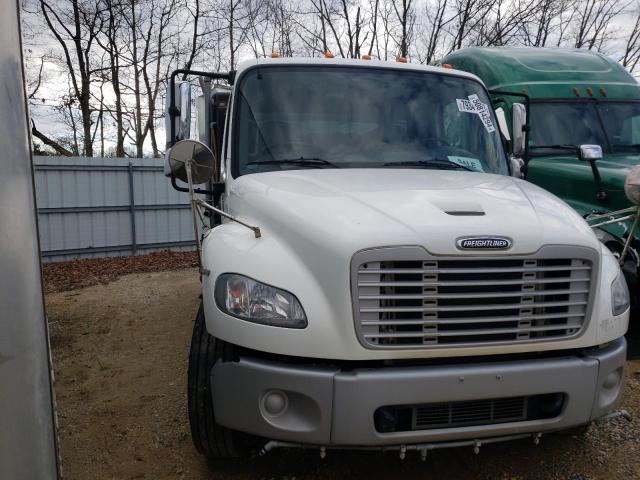 1FVACXDT8GHHB3428 - 2016 FREIGHTLINER M2 106 MEDIUM DUTY WHITE photo 4