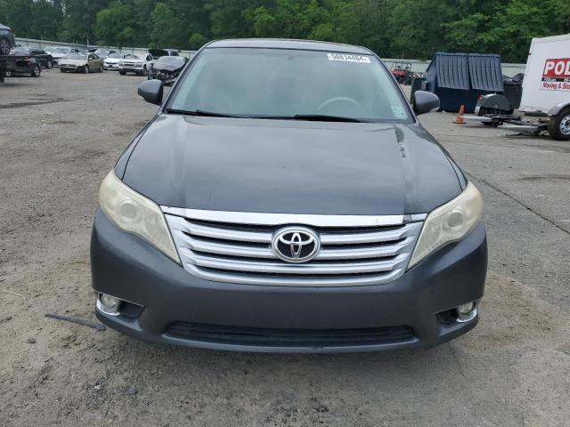 4T1BK3DB8BU397870 - 2011 TOYOTA AVALON BASE 灰色 照片 5