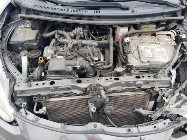 JTDKDTB34F1107304 - 2015 TOYOTA PRIUS C GRAY photo 11