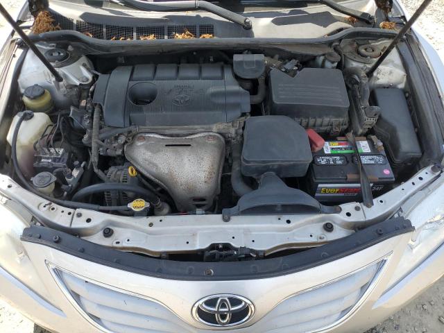 4T1BF3EK6BU667875 - 2011 TOYOTA CAMRY BASE SILVER photo 11