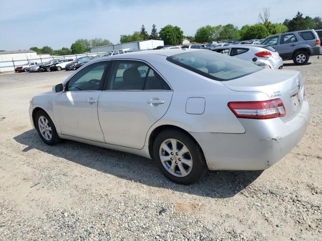 4T1BF3EK6BU667875 - 2011 TOYOTA CAMRY BASE SILVER photo 2