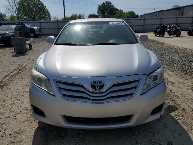 4T1BF3EK6BU667875 - 2011 TOYOTA CAMRY BASE SILVER photo 5