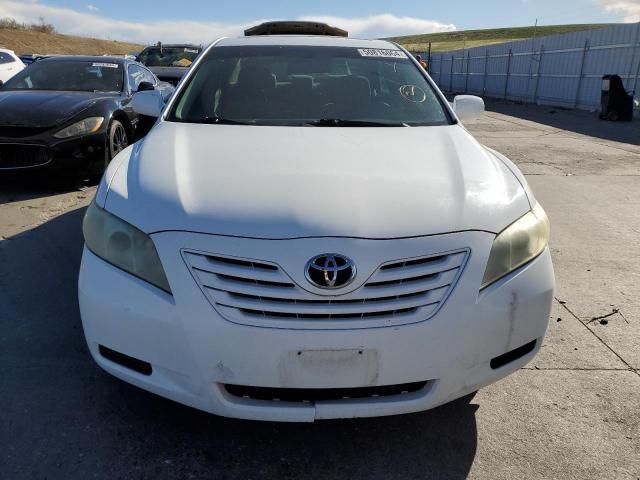 4T4BE46K29R057270 - 2009 TOYOTA CAMRY BASE WHITE photo 5