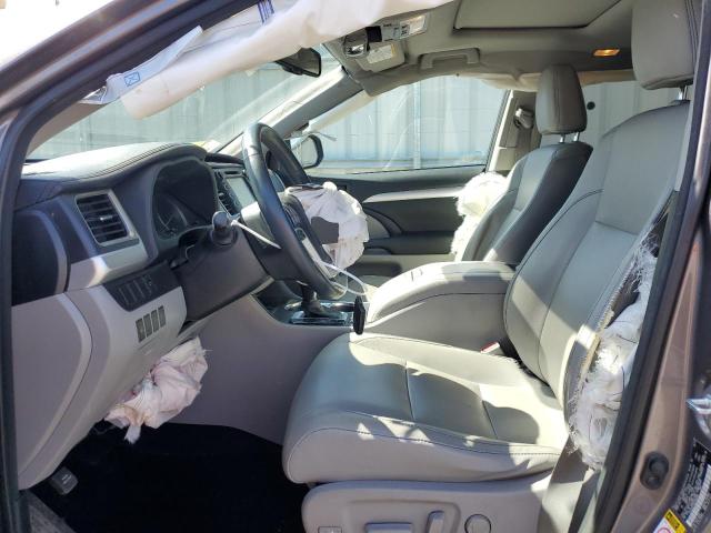 5TDJKRFHXGS308395 - 2016 TOYOTA HIGHLANDER XLE GRAY photo 7