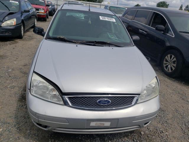 1FAHP37N17W298055 - 2007 FORD FOCUS ZX5 SILVER photo 5