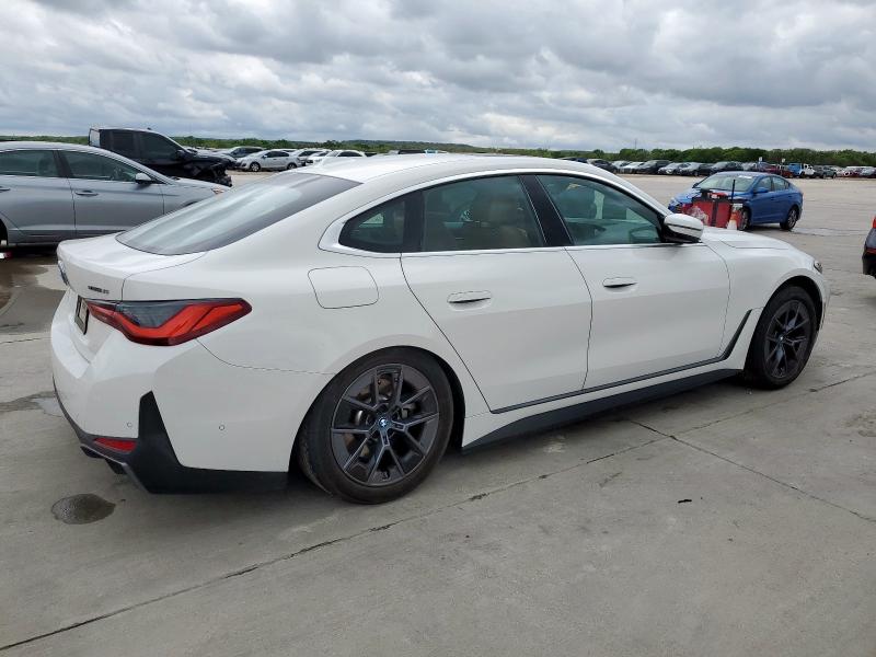 WBY43AW08RFS83004 - 2024 BMW I4 EDRIVE 35 WHITE photo 3