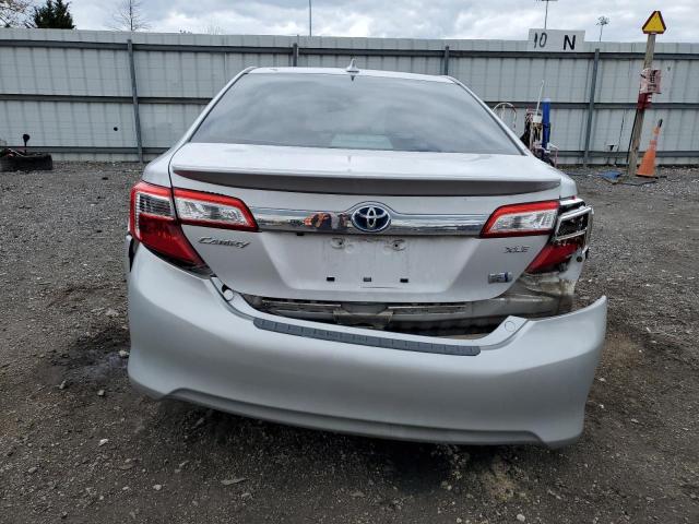 4T1BD1FK8CU054232 - 2012 TOYOTA CAMRY HYBRID SILVER photo 6