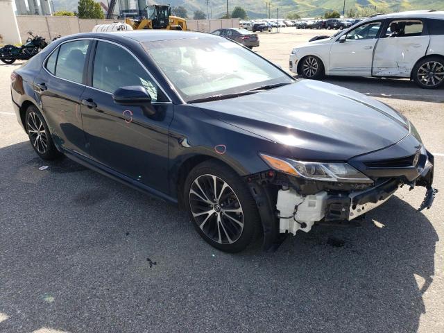 4T1B11HK8JU656759 - 2018 TOYOTA CAMRY L BLUE photo 4