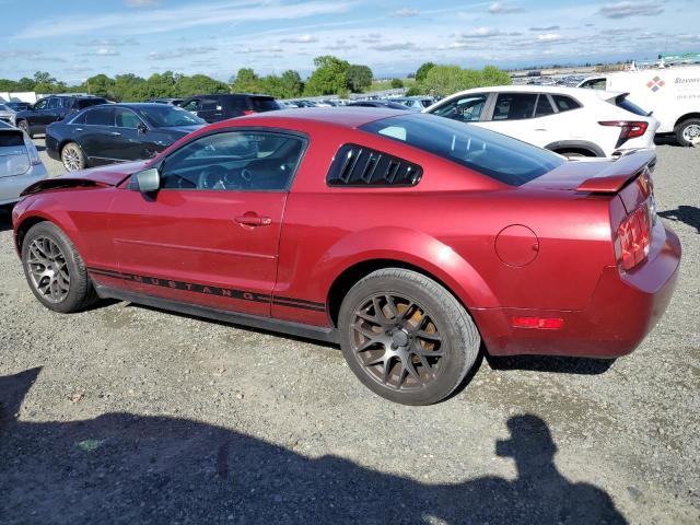 1ZVFT80N155165476 - 2005 FORD MUSTANG RED photo 2