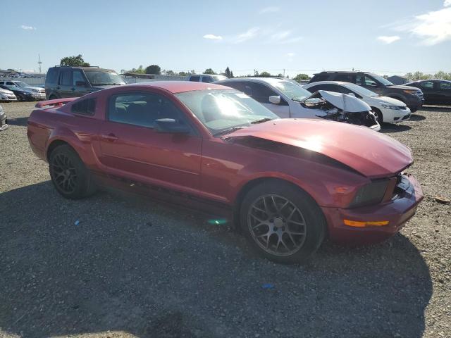 1ZVFT80N155165476 - 2005 FORD MUSTANG RED photo 4