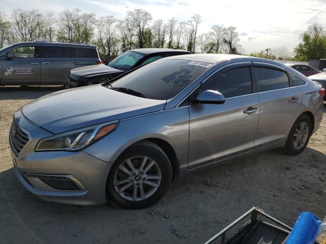 5NPE24AF7FH145963 - 2015 HYUNDAI SONATA SE SILVER photo 1