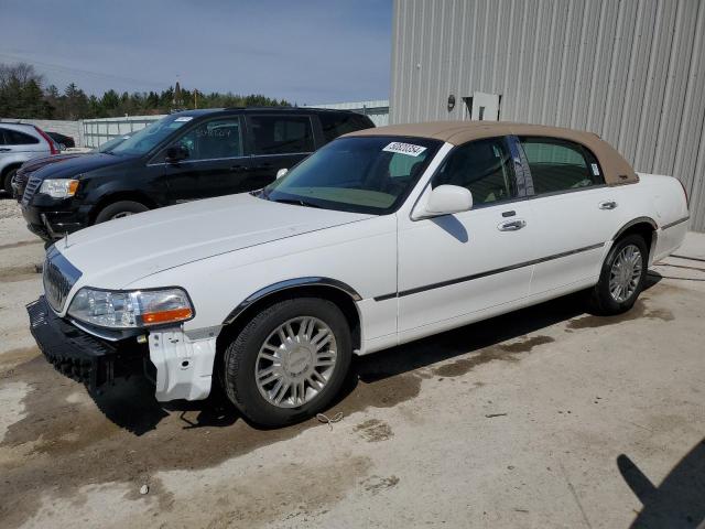 1LNHM82V36Y638246 - 2006 LINCOLN TOWN CAR SIGNATURE LIMITED WHITE photo 1