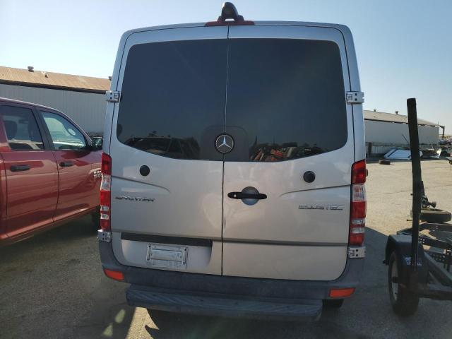 WDZPE7DC9FP145020 - 2015 MERCEDES-BENZ SPRINTER 2500 SILVER photo 6