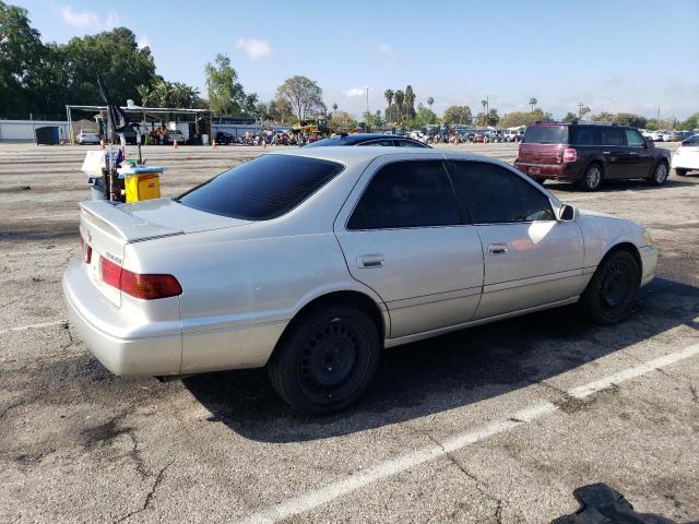 4T1BG22K5YU618400 - 2000 TOYOTA CAMRY CE GRAY photo 3