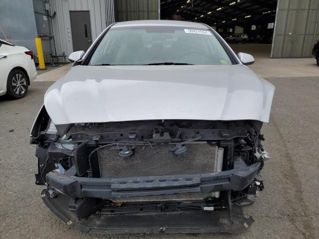 5NPE24AF8KH798747 - 2019 HYUNDAI SONATA SE SILVER photo 5