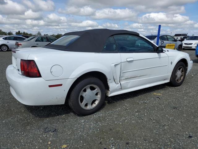 1FAFP4449YF271485 - 2000 FORD MUSTANG WHITE photo 3