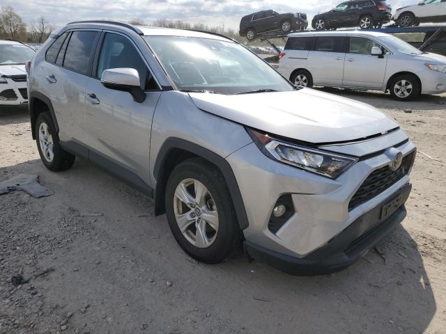 2T3P1RFV2KC022178 - 2019 TOYOTA RAV4 XLE SILVER photo 4