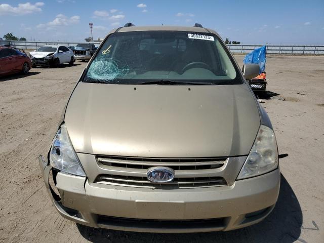 KNDMG4C33A6361215 - 2010 KIA SEDONA LX GOLD photo 5