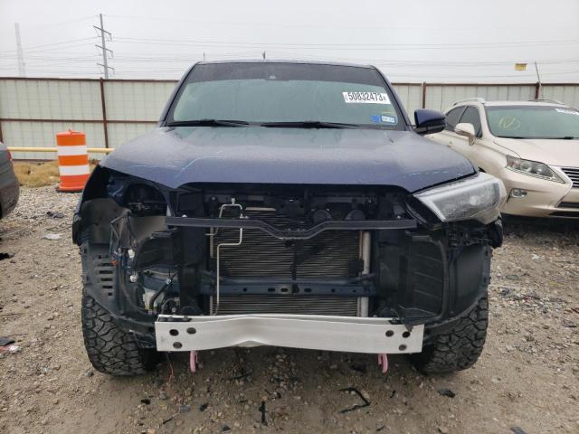 JTEMU5JR2M5959095 - 2021 TOYOTA 4RUNNER SR5/SR5 PREMIUM ლურჯი ფოტო 5