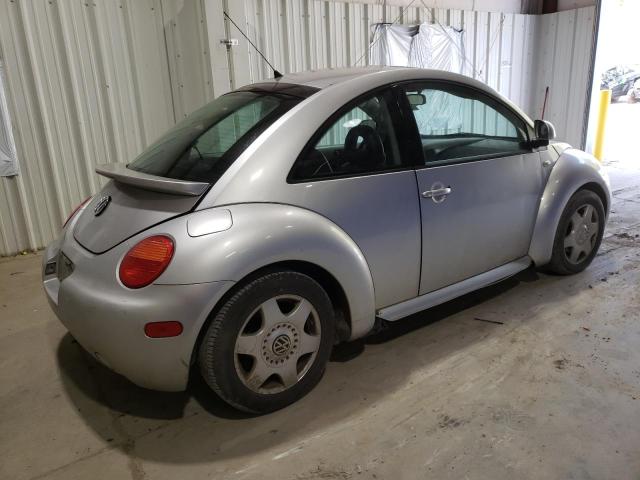 3VWDD21C5YM495182 - 2000 VOLKSWAGEN NEW BEETLE GLX 银色 照片 3