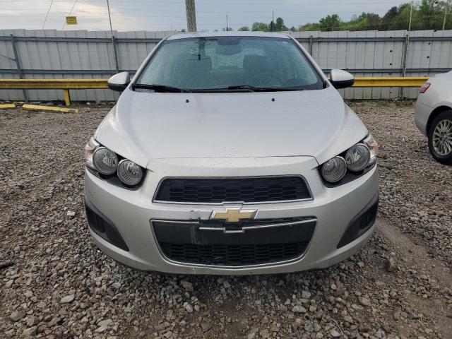 1G1JA5SH1C4212719 - 2012 CHEVROLET SONIC LS 银色 照片 5