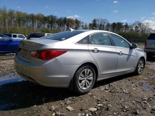 5NPEB4AC2CH424853 - 2012 HYUNDAI SONATA GLS SILVER photo 3