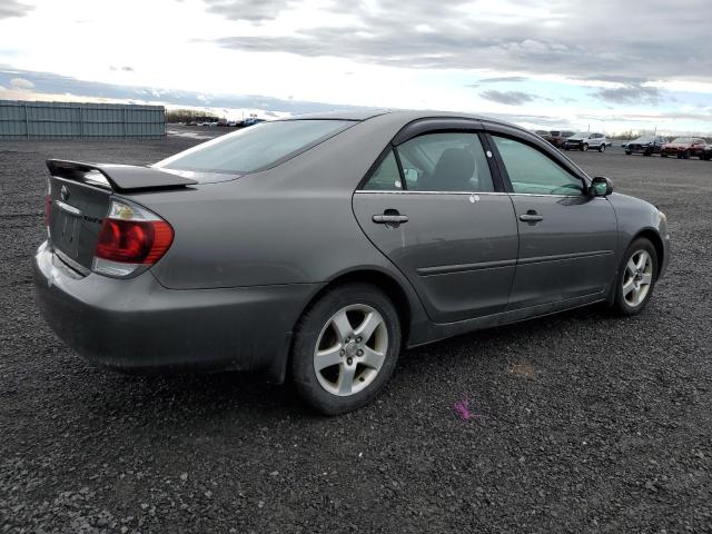 4T1BE32K15U587895 - 2005 TOYOTA CAMRY LE GRAY photo 3