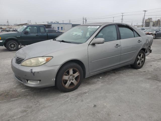 JTDBF32K160167886 - 2006 TOYOTA CAMRY LE SILVER photo 1