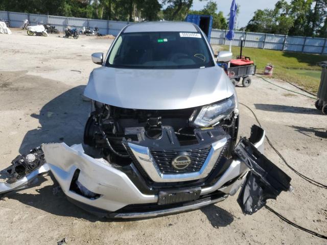 5N1AT2MT4JC710753 - 2018 NISSAN ROGUE S SILVER photo 5