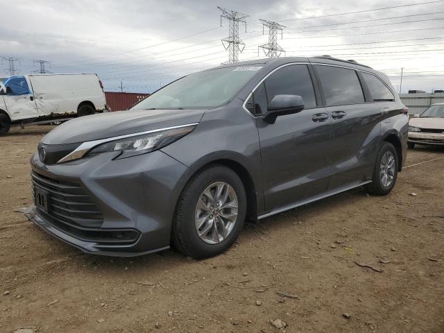 2025 TOYOTA SIENNA LE, 