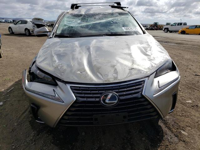 JTJYARBZ3J2108003 - 2018 LEXUS NX 300 BASE ვერცხლისფერი ფოტო 5