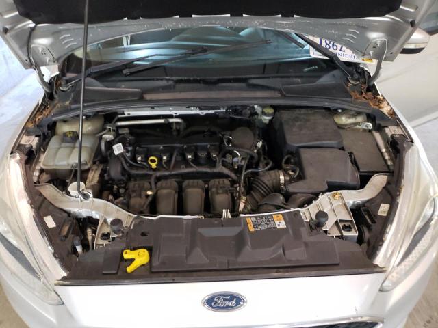 1FADP3K26FL251440 - 2015 FORD FOCUS SE SILVER photo 11