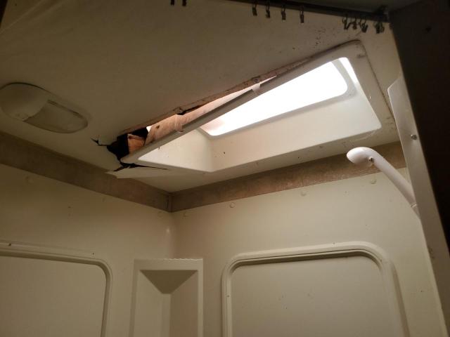 4YDT2762XB3100629 - 2011 KEYSTONE SPRINTER WHITE photo 9