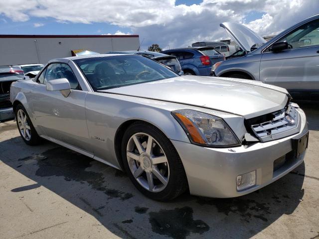 1G6YV36A965601346 - 2006 CADILLAC XLR SILVER photo 4