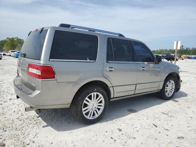 5LMFU27518LJ13048 - 2008 LINCOLN NAVIGATOR 银色 照片 3