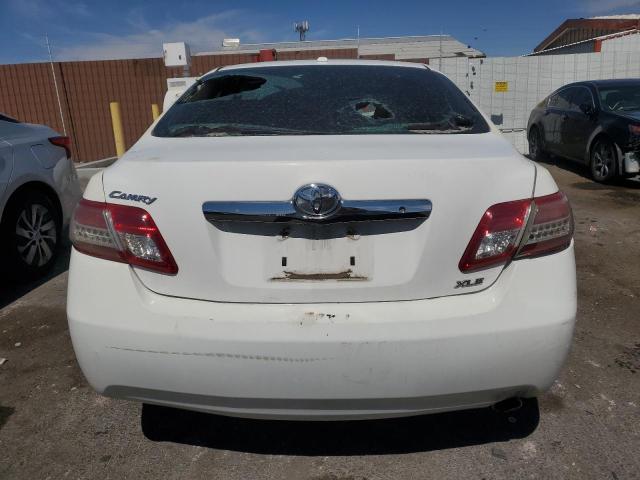 4T1BF3EK3AU558384 - 2010 TOYOTA CAMRY BASE WHITE photo 6