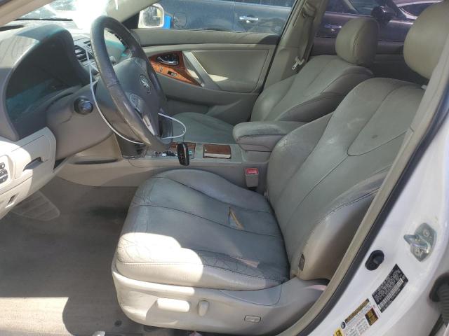 4T1BF3EK3AU558384 - 2010 TOYOTA CAMRY BASE WHITE photo 7