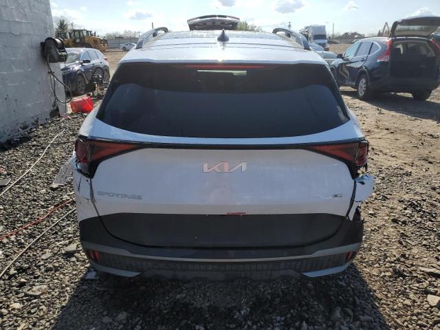 5XYK6CAF2PG075377 - 2023 KIA SPORTAGE X LINE WHITE photo 6