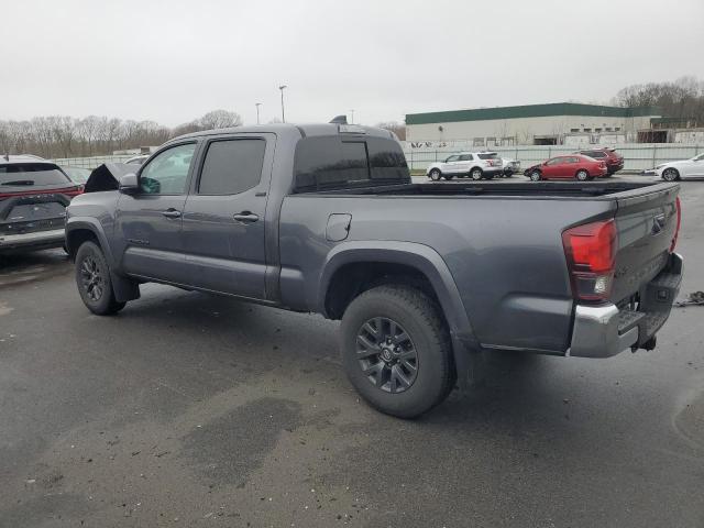 3TYDZ5BN8NT013889 - 2022 TOYOTA TACOMA DOUBLE CAB GRAY photo 2