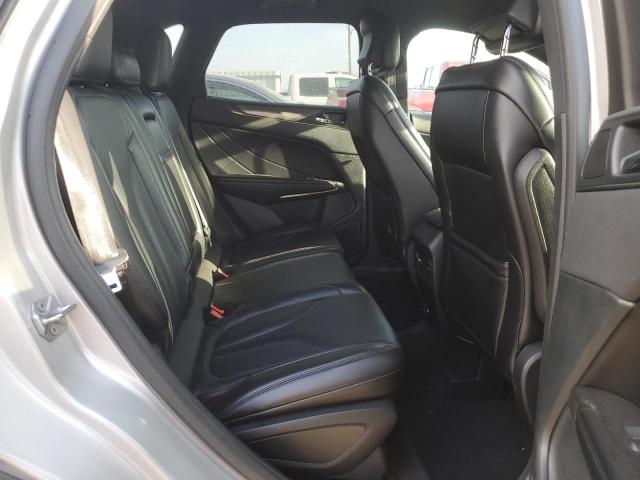 5LMCJ2C97HUL14371 - 2017 LINCOLN MKC SELECT SILVER photo 11