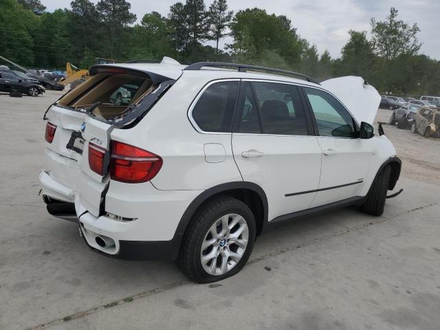 5UXZV4C56D0G51860 - 2013 BMW X5 XDRIVE35I WHITE photo 3