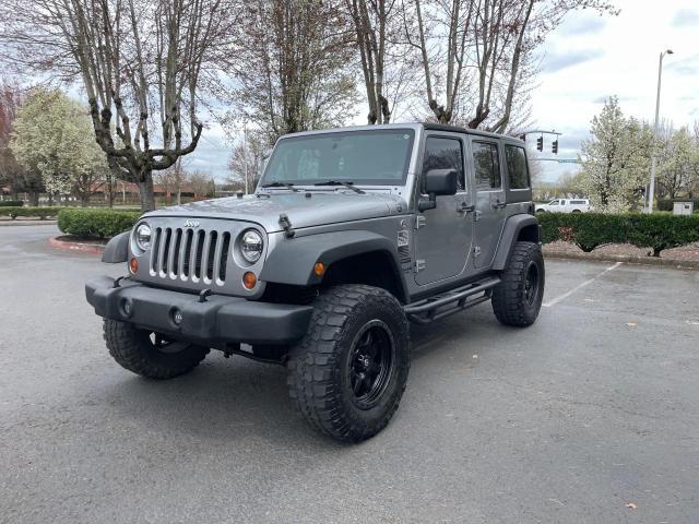 1C4BJWDG6DL582092 - 2013 JEEP WRANGLER U SPORT ვერცხლისფერი ფოტო 2