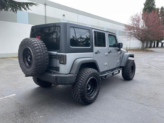 1C4BJWDG6DL582092 - 2013 JEEP WRANGLER U SPORT ვერცხლისფერი ფოტო 4