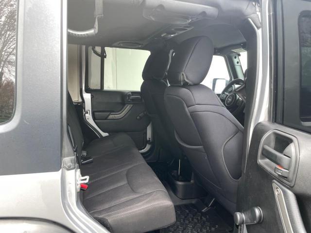 1C4BJWDG6DL582092 - 2013 JEEP WRANGLER U SPORT ვერცხლისფერი ფოტო 6