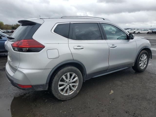 JN8AT2MT8JW453443 - 2018 NISSAN ROGUE S SILVER photo 3