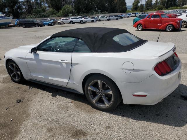 1FATP8EM7F5333218 - 2015 FORD MUSTANG WHITE photo 2