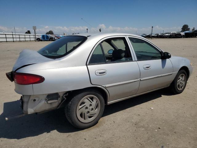 3FAFP13P6YR235198 - 2000 FORD ESCORT SILVER photo 3