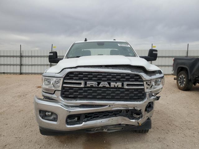 3C6UR5DL9RG131291 - 2024 RAM 2500 BIG HORN WHITE photo 5