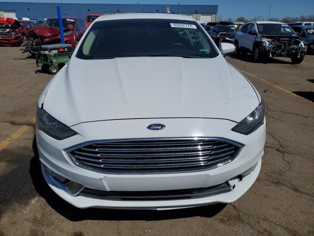 3FA6P0LU6HR344650 - 2017 FORD FUSION SE HYBRID WHITE photo 5